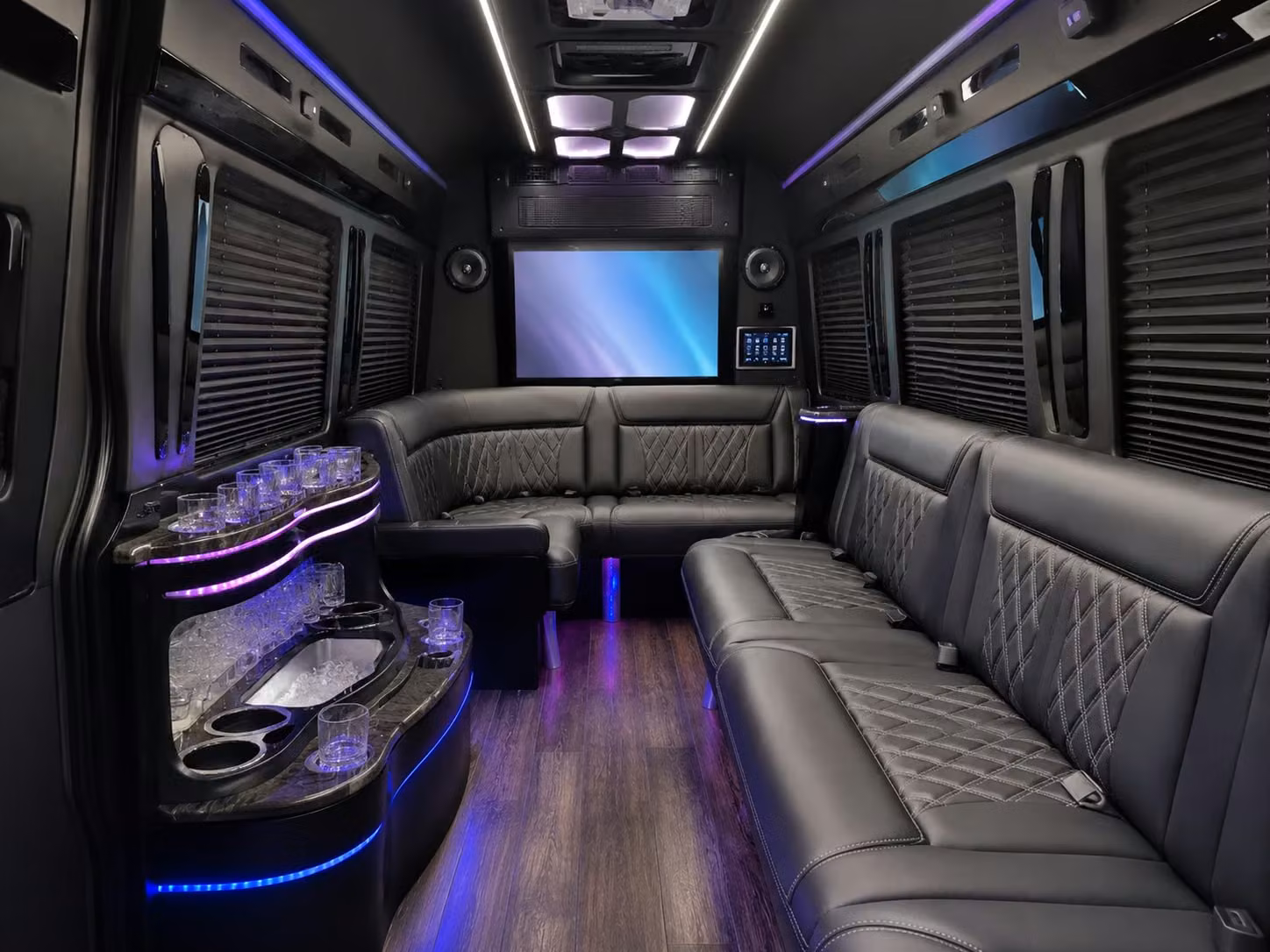 new haven charter buses